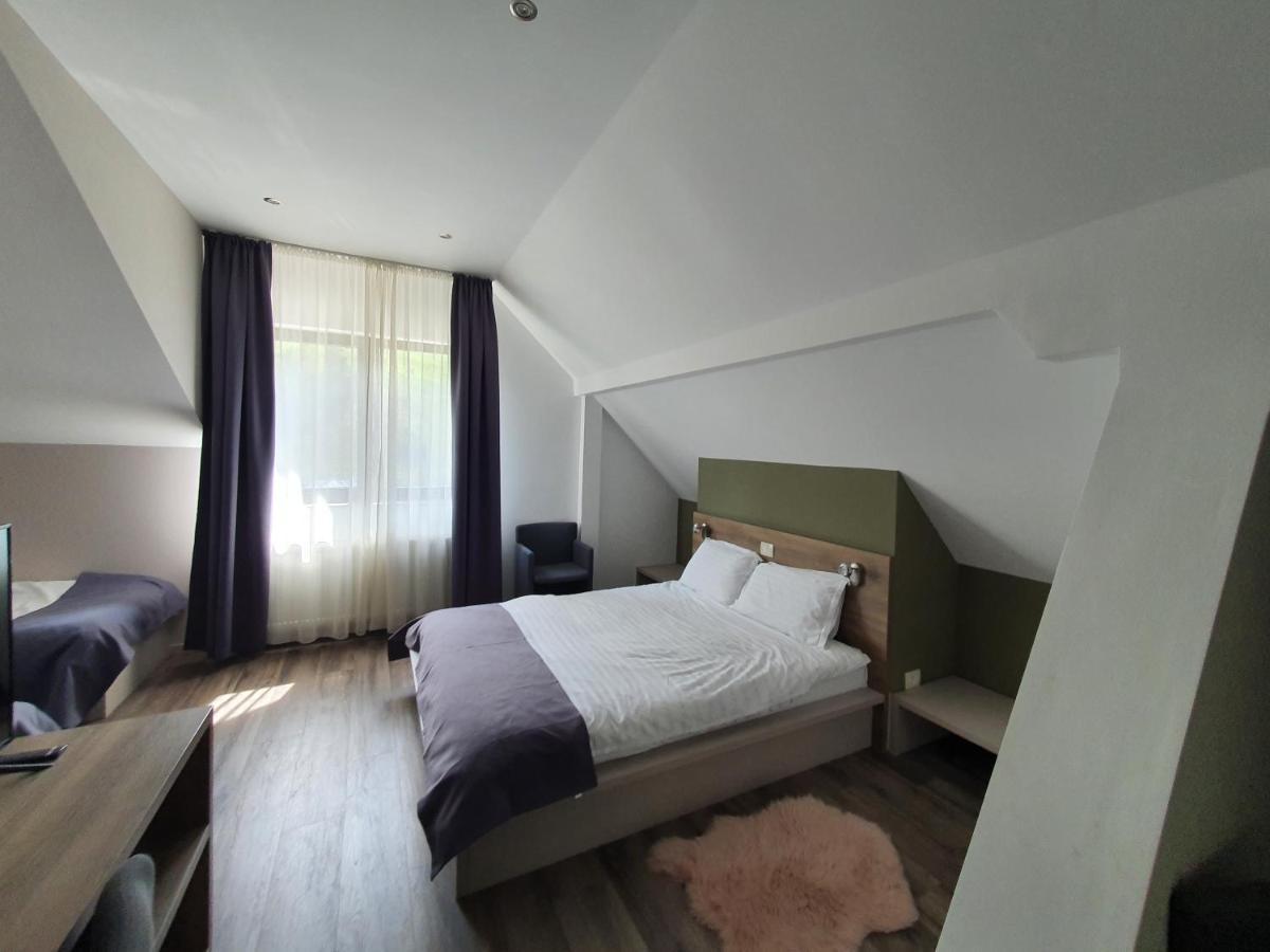 Hotel Alegria - Moieciu De Sus Moeciu De Sus Exteriér fotografie